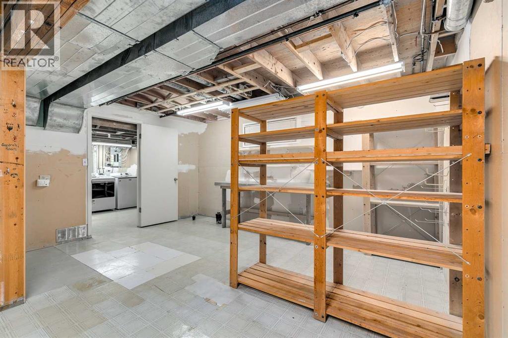 Single Family House for Sale in  Woodstock Road SW Woodlands Calgary 