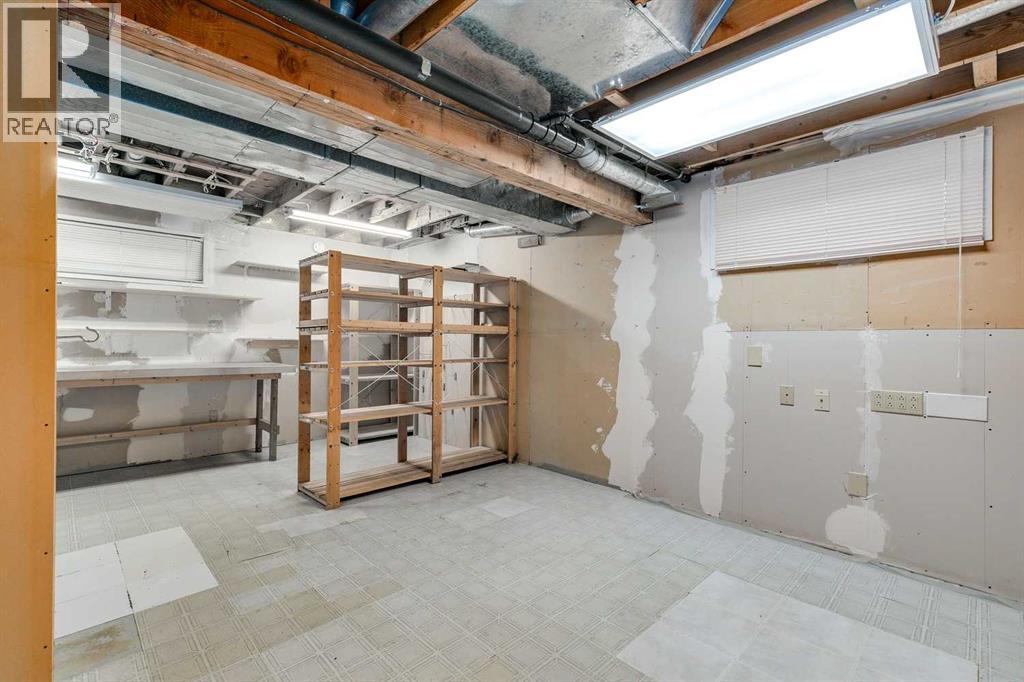 Single Family House for Sale in  Woodstock Road SW Woodlands Calgary 