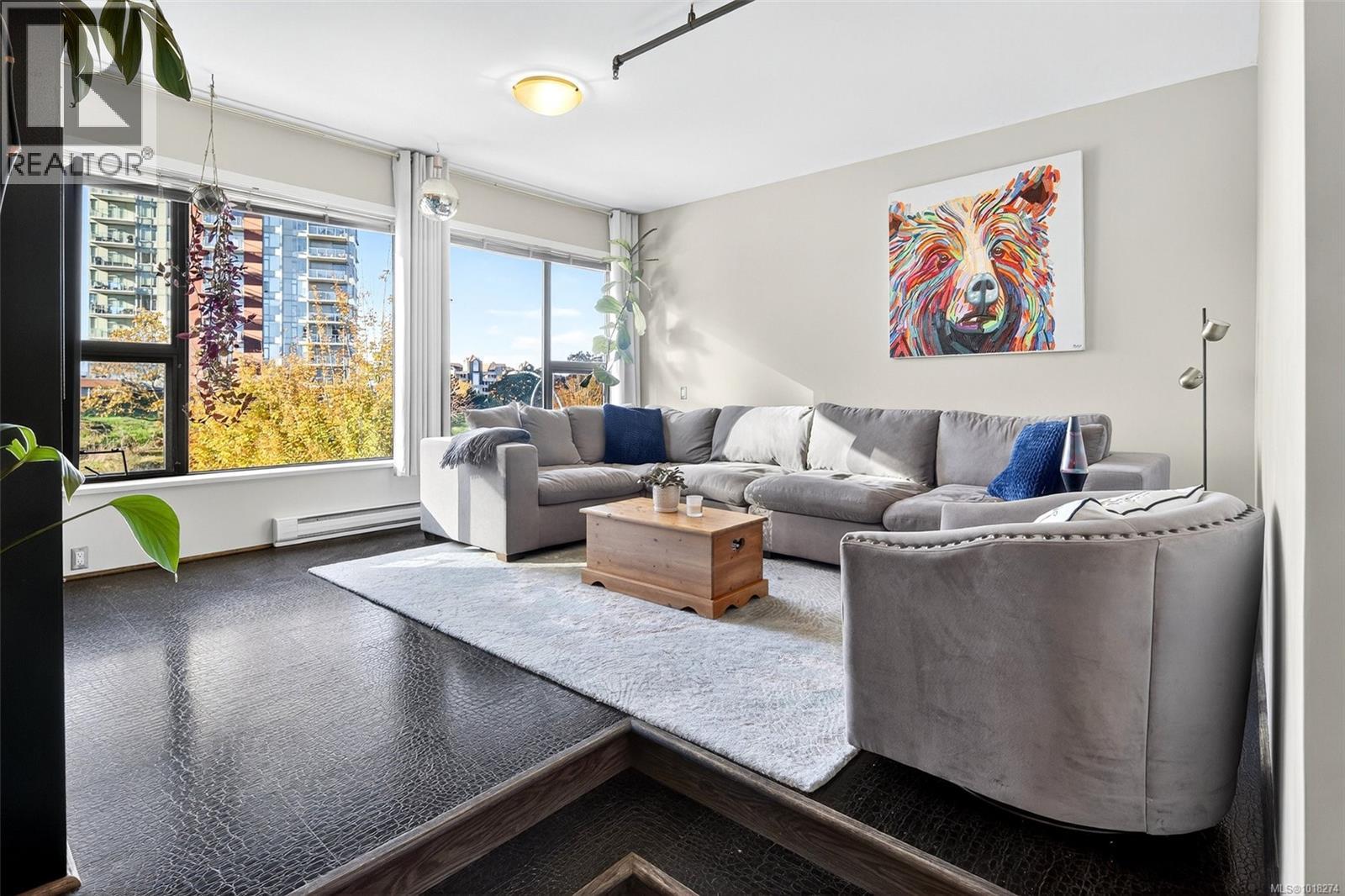 #211 455 SITKUM RD - 10