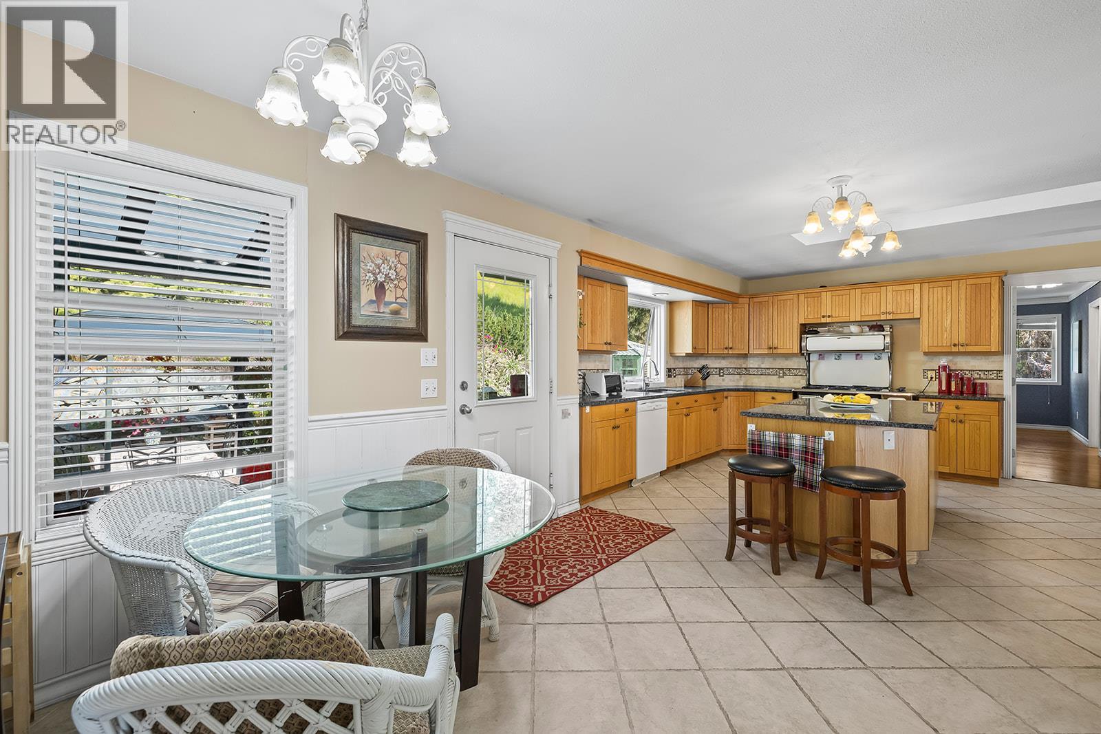  1282 Lakeview Cove Place, West Kelowna