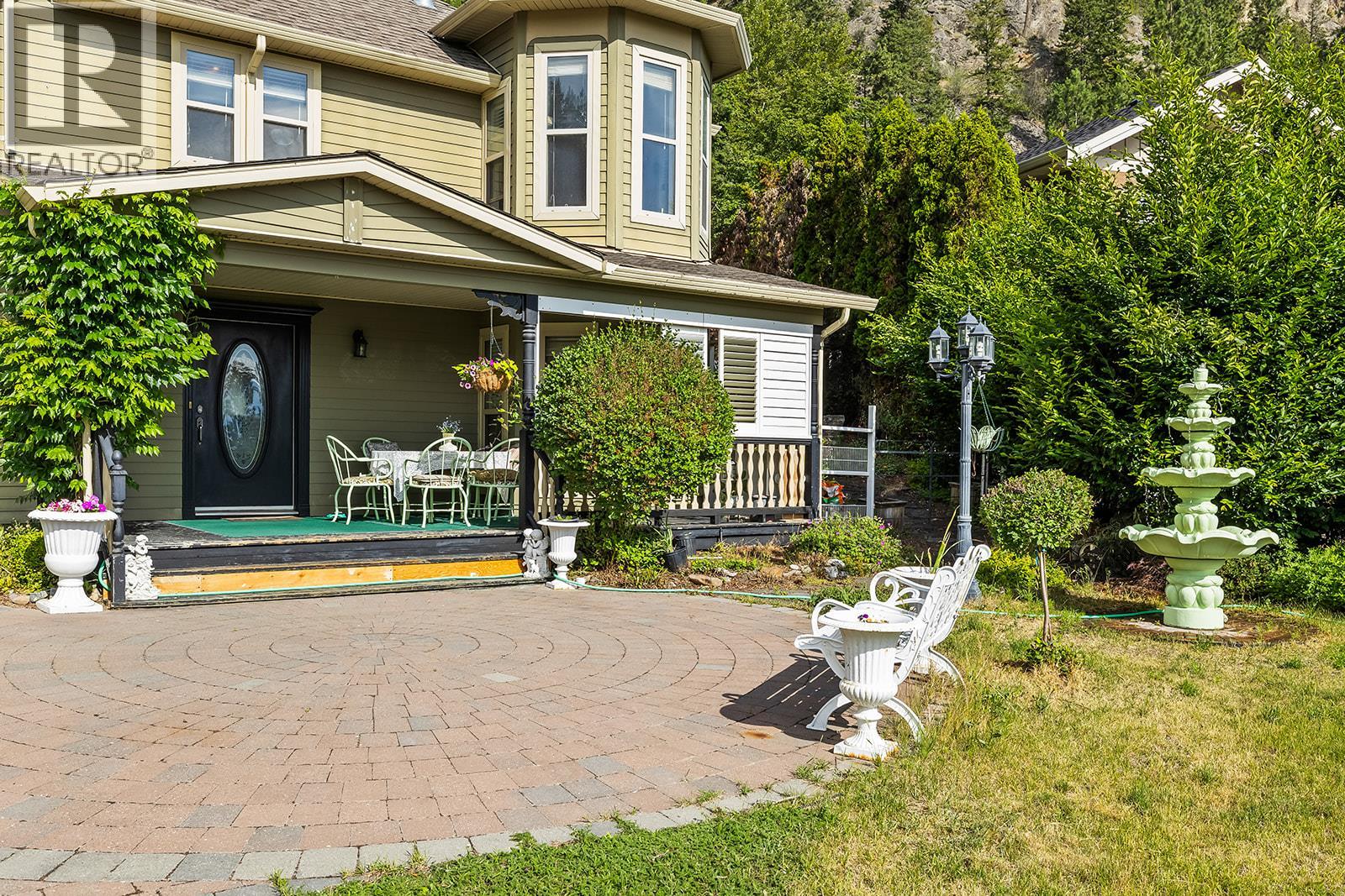  1282 Lakeview Cove Place, West Kelowna