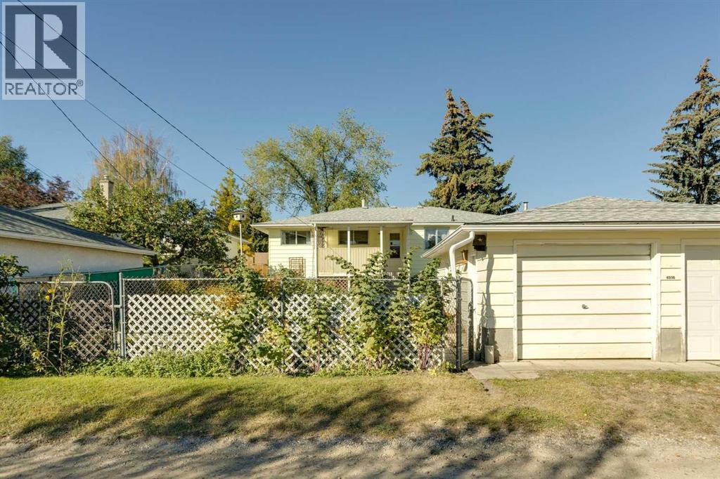 Single Family House Bungalow for Sale in   Street SW Glamorgan Calgary 