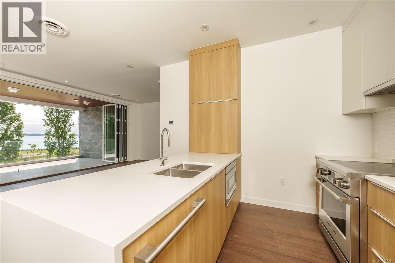 #302 9570 FIFTH ST - 17