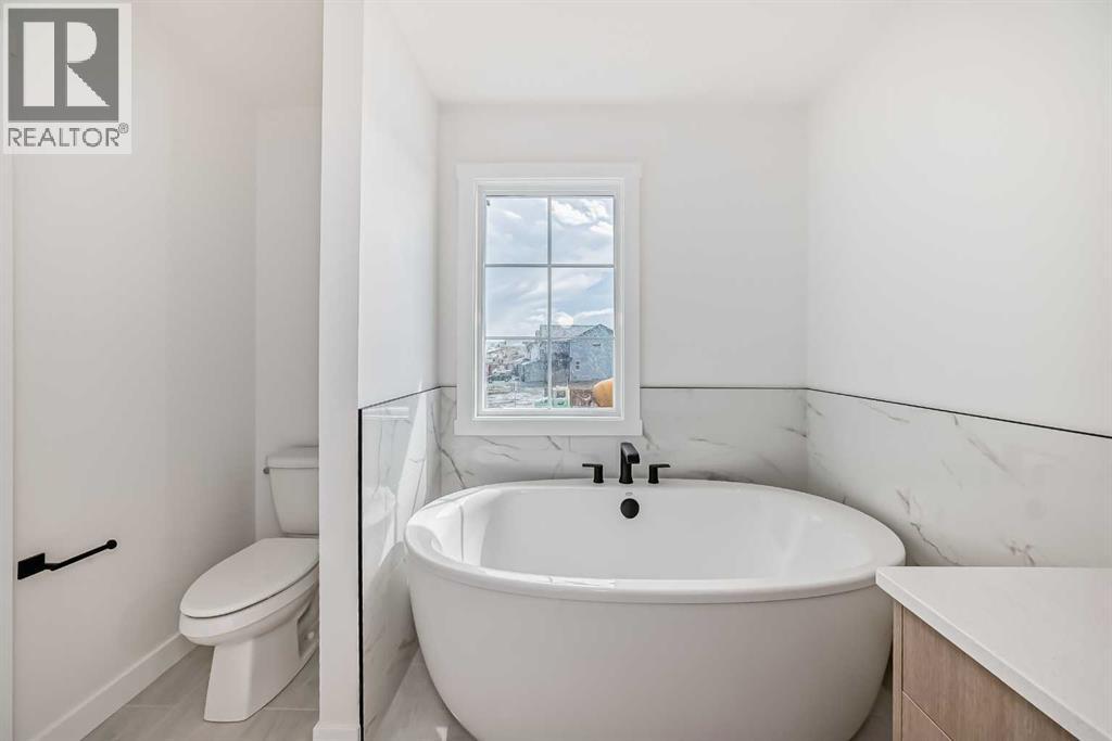 426 Heartland Way, Cochrane