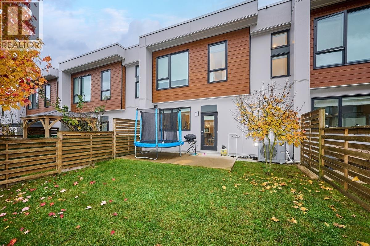 30 3597 MALSUM DRIVE, North Vancouver