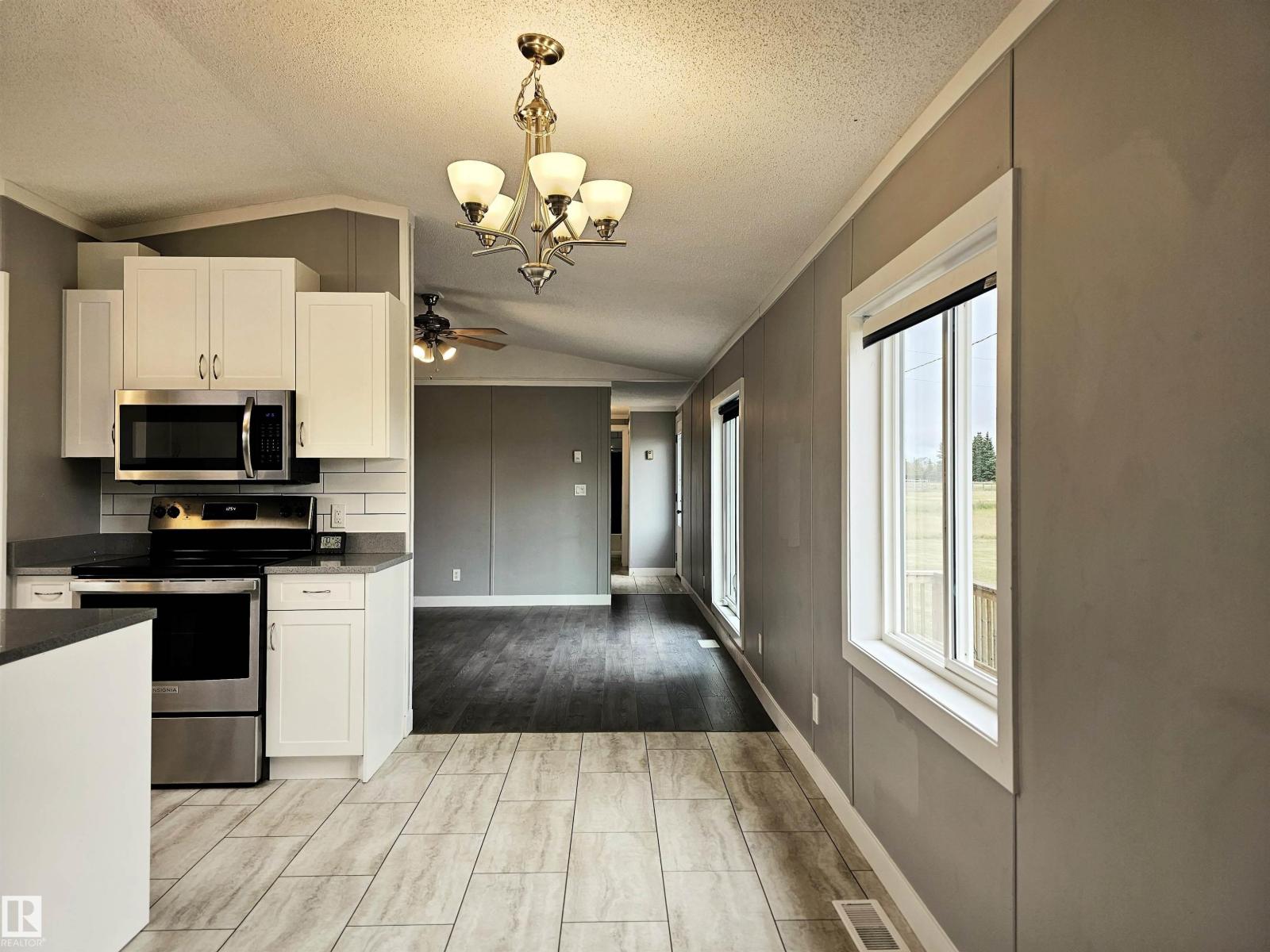 42 Richfield RD, Rural Sturgeon County