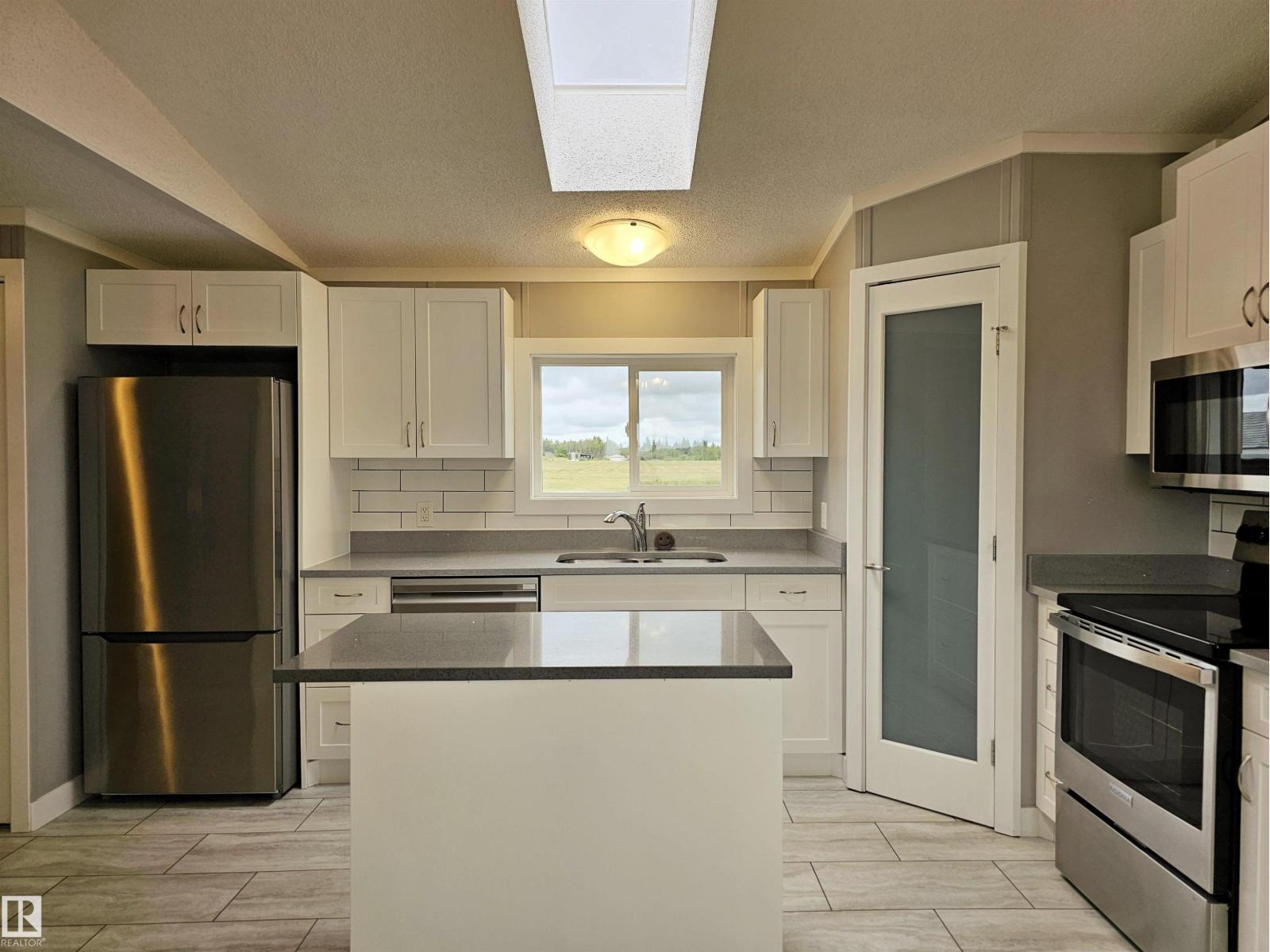 42 Richfield RD, Rural Sturgeon County