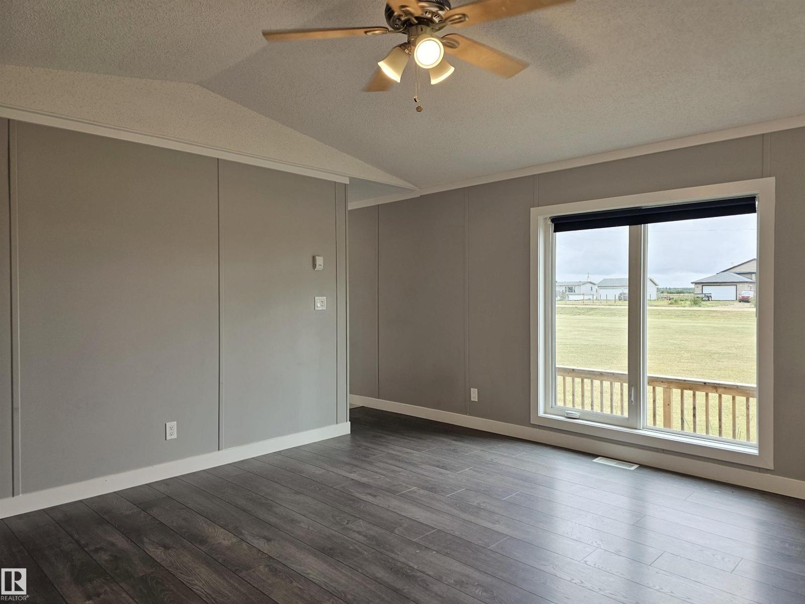 42 Richfield RD, Rural Sturgeon County