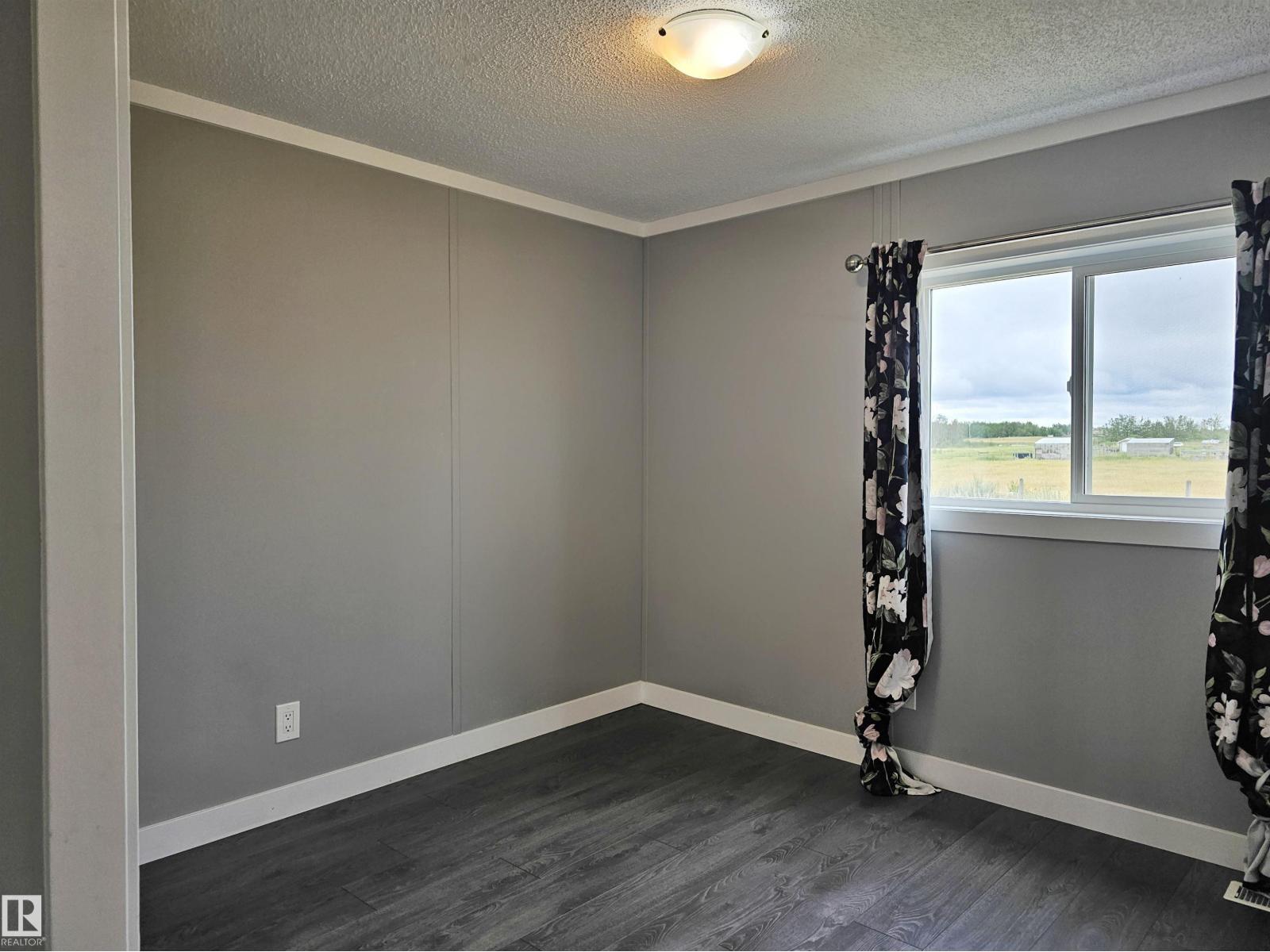 42 Richfield RD, Rural Sturgeon County