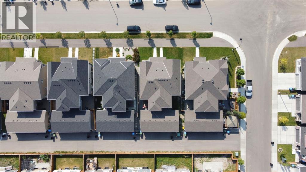 Single Family House for Sale in  Yorkville Avenue SW Yorkville Calgary 