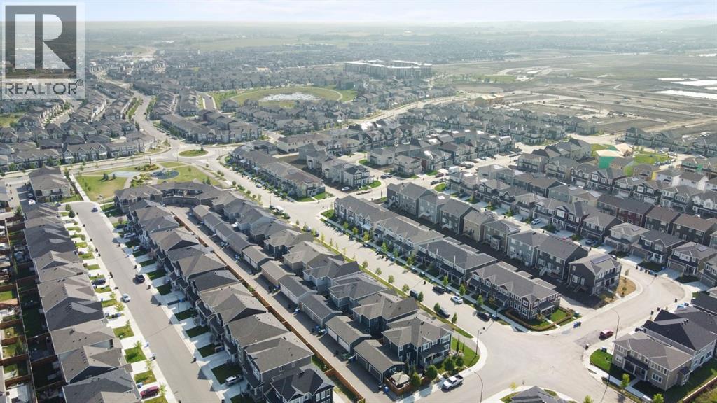 Single Family House for Sale in  Yorkville Avenue SW Yorkville Calgary 