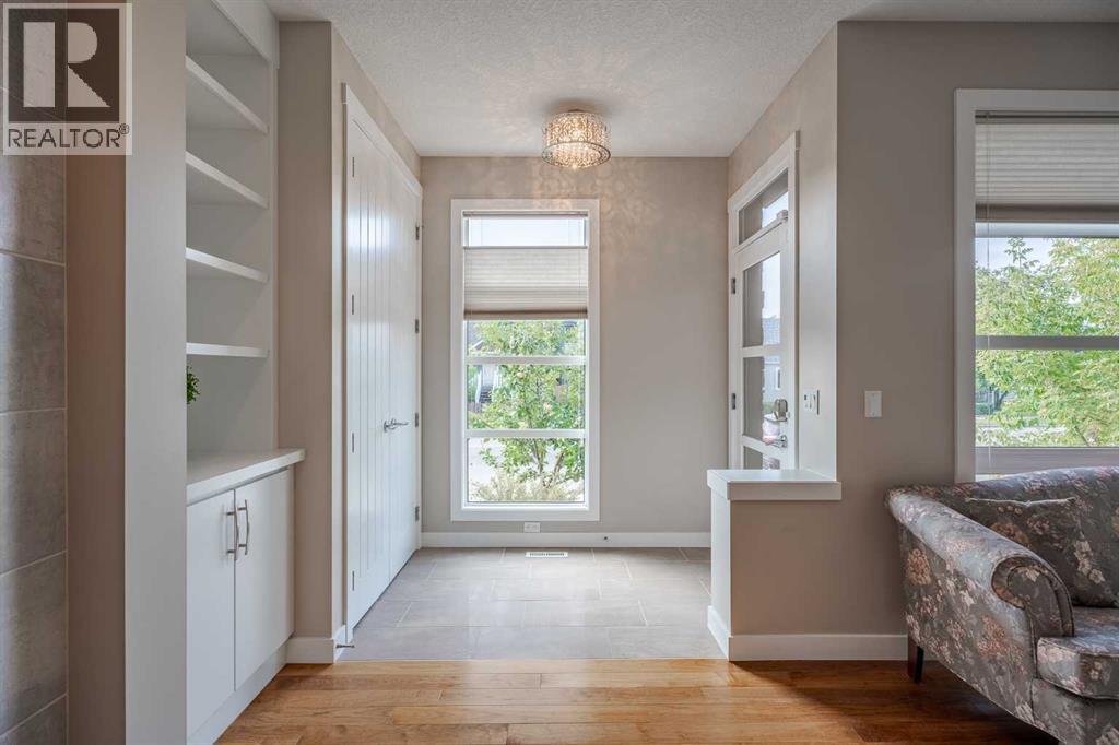 Single Family House for Sale in   Avenue NW West Hillhurst Calgary 