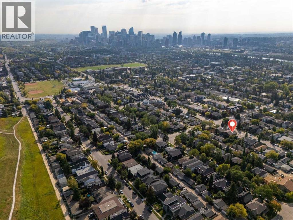 Single Family House for Sale in   Avenue NW West Hillhurst Calgary 