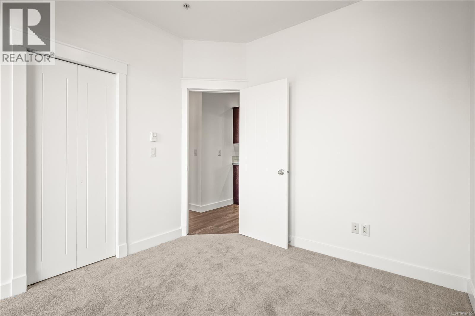 1004 Cassell Pl, Nanaimo