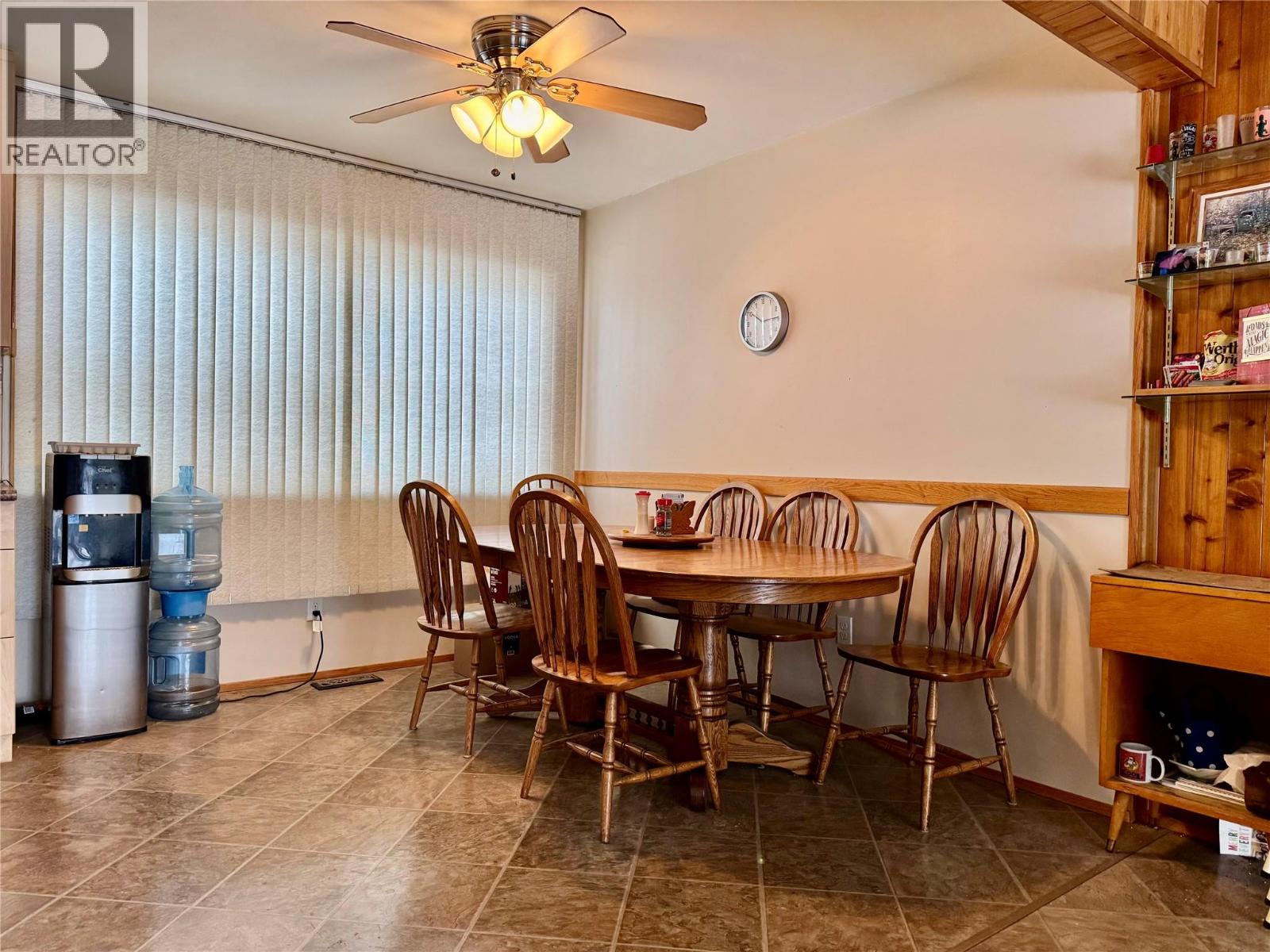 9112 CALVERLEY Crescent, Dawson Creek