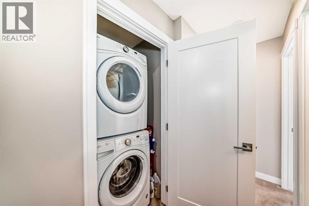 Single Family House for Sale in  Wentworth Row SW West Springs Calgary 