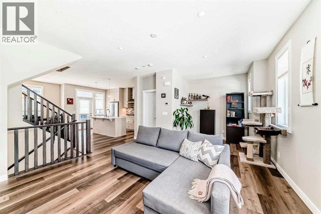 Single Family House for Sale in  Wentworth Row SW West Springs Calgary 