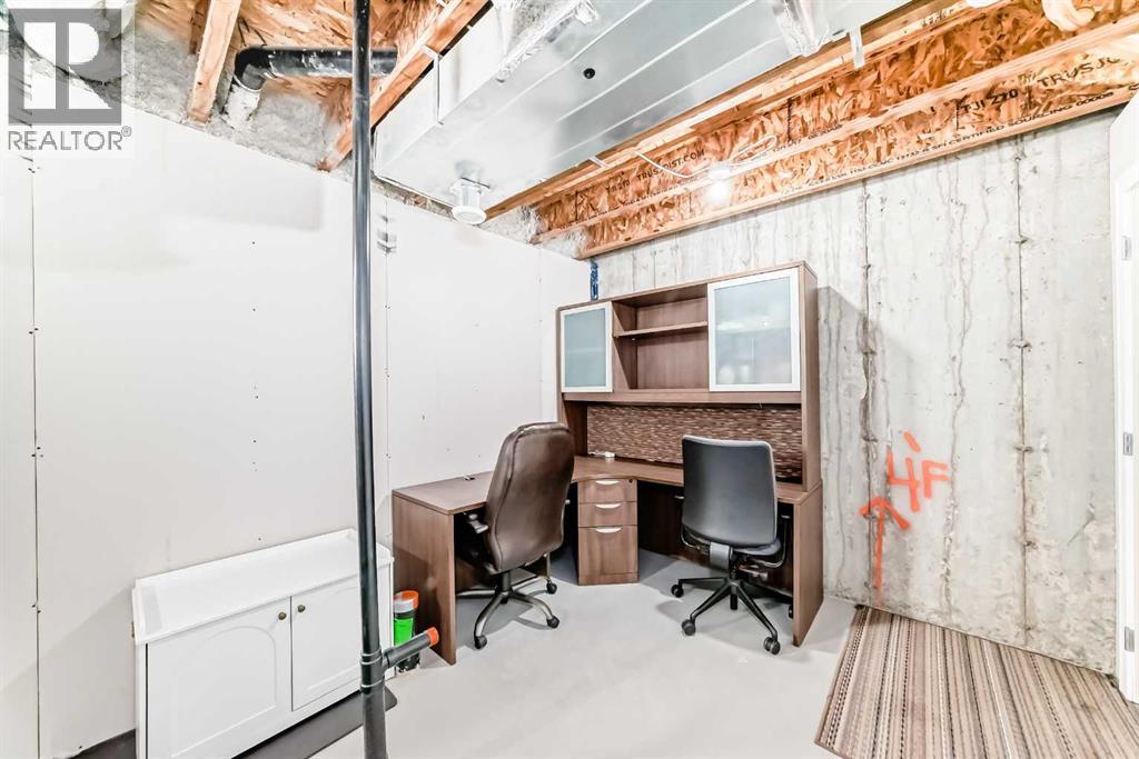 Single Family House for Sale in  Wentworth Row SW West Springs Calgary 