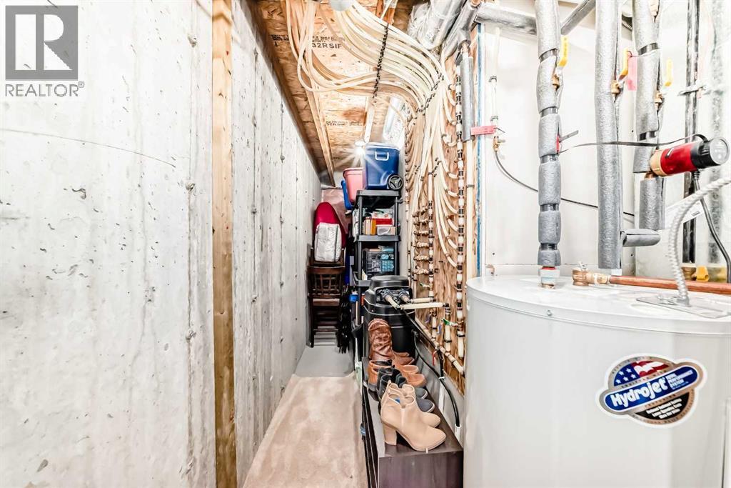 Single Family House for Sale in  Wentworth Row SW West Springs Calgary 