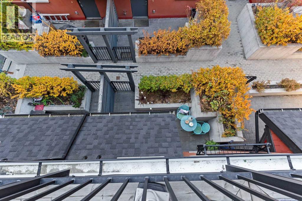 Single Family House for Sale in   A Street SW Bankview Calgary 