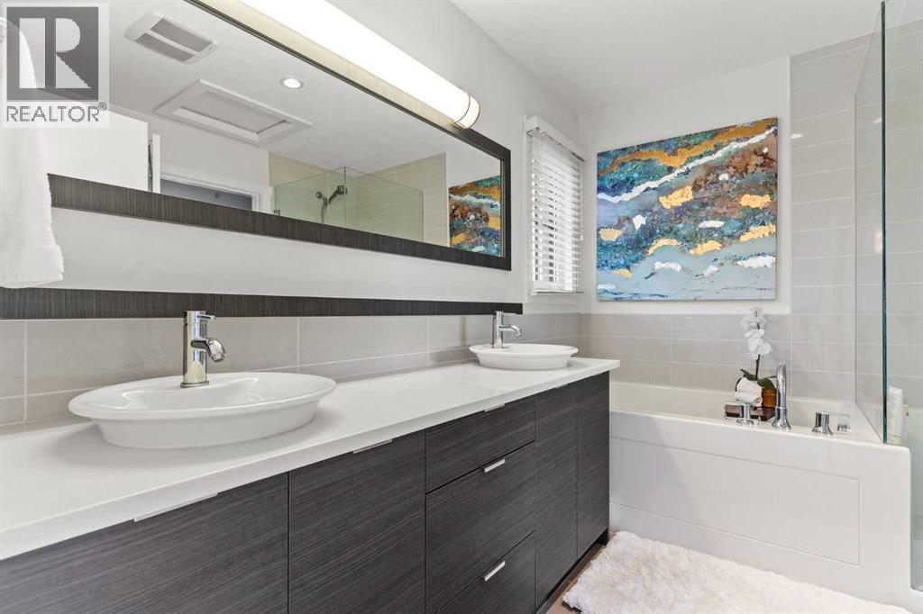 Single Family House for Sale in   A Street SW Bankview Calgary 