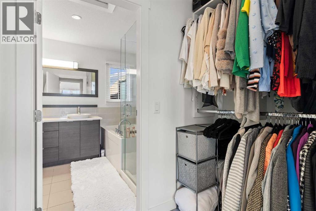 Single Family House for Sale in   A Street SW Bankview Calgary 