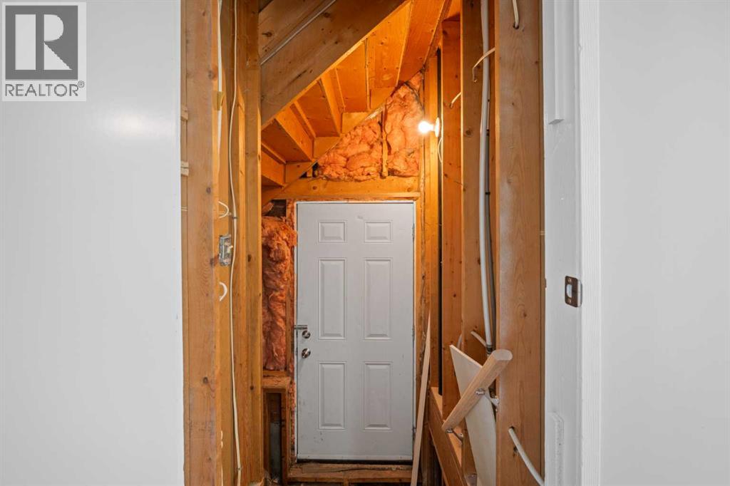 Single Family House for Sale in  Taradale Drive NE Taradale Calgary 