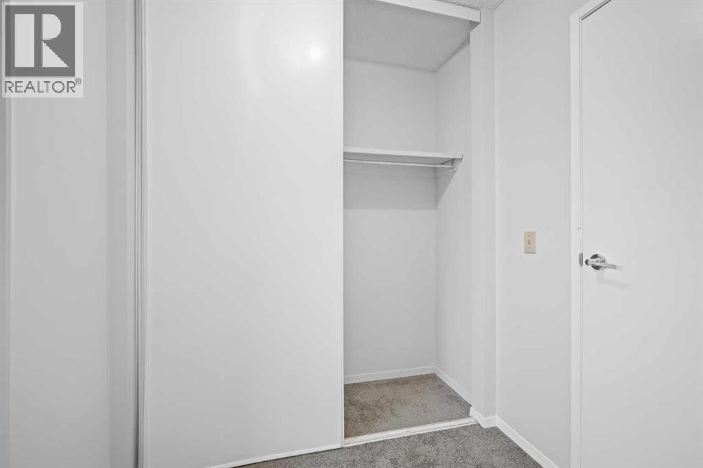 Single Family House for Sale in  Taradale Drive NE Taradale Calgary 