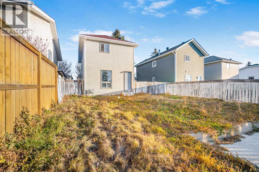 Single Family House for Sale in  Taradale Drive NE Taradale Calgary 