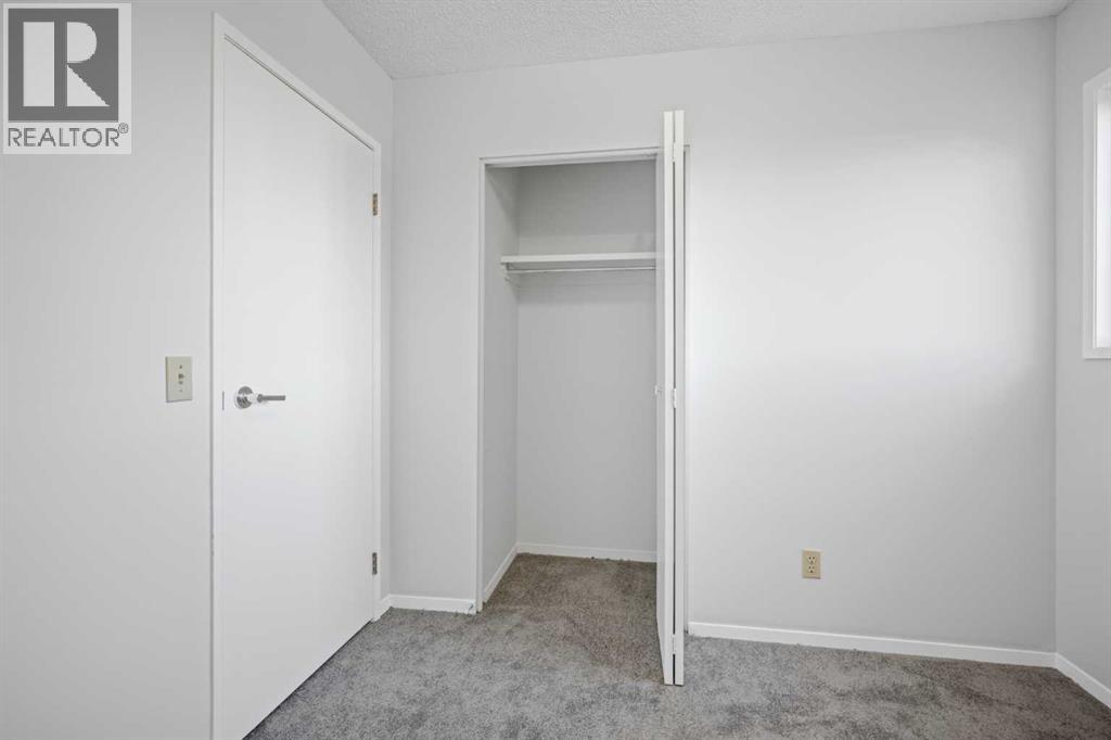 Single Family House for Sale in  Taradale Drive NE Taradale Calgary 