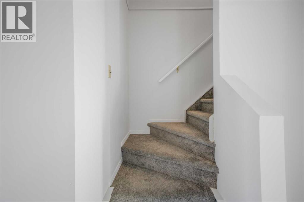 Single Family House for Sale in  Taradale Drive NE Taradale Calgary 