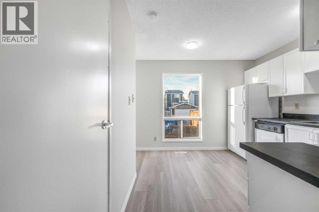 Single Family House for Sale in  Taradale Drive NE Taradale Calgary 