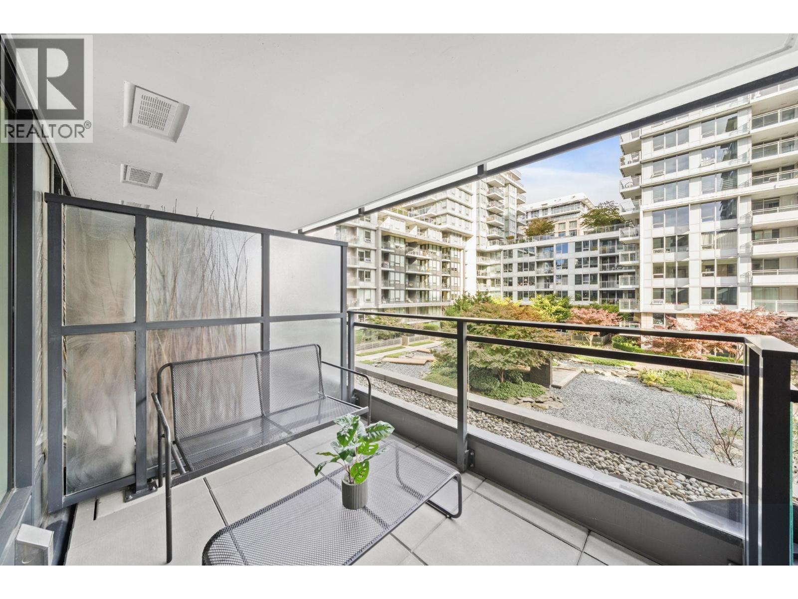 #617-8833 HAZELBRIDGE Way, Richmond