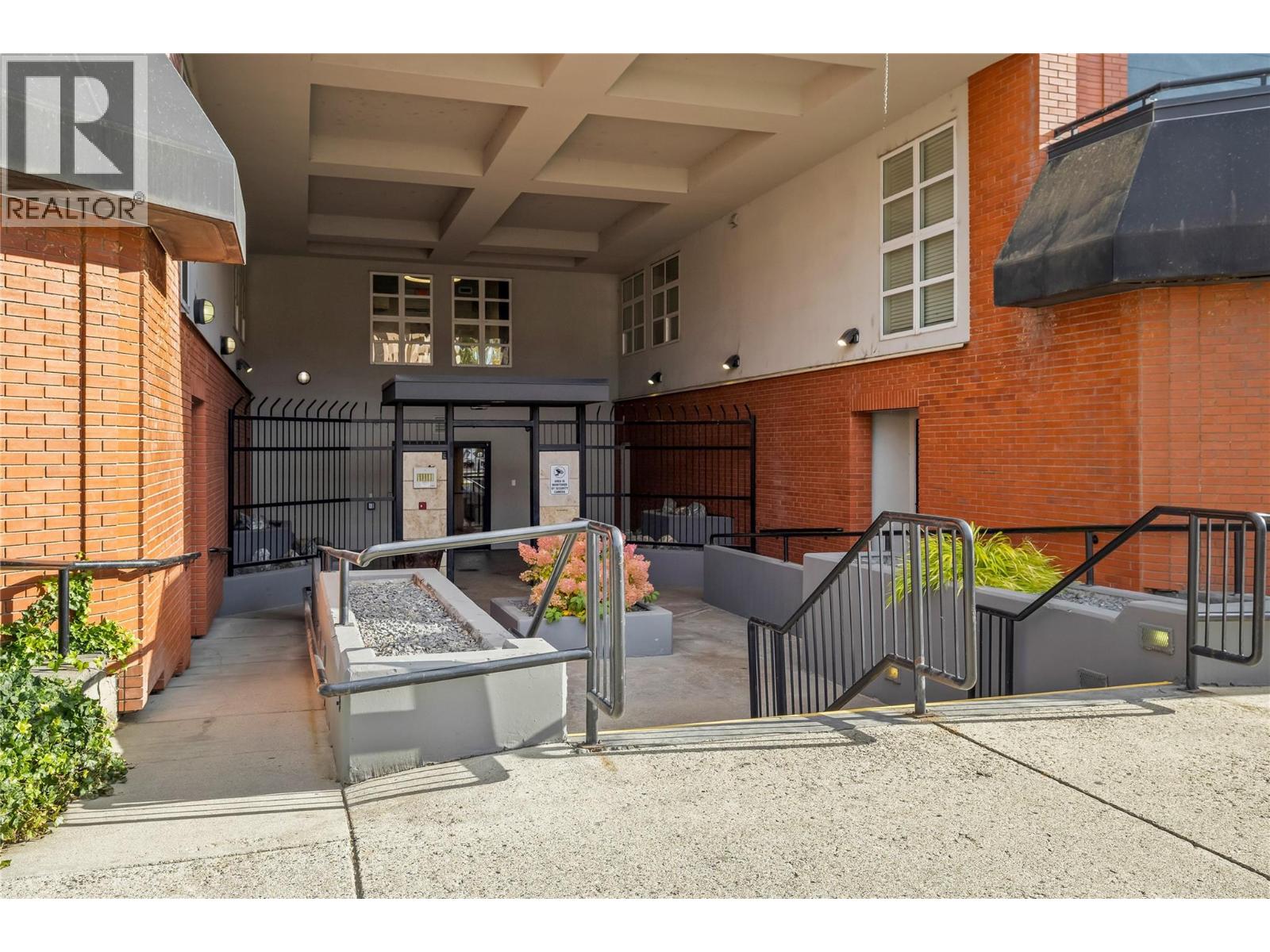 423 1331 Ellis Street, Kelowna