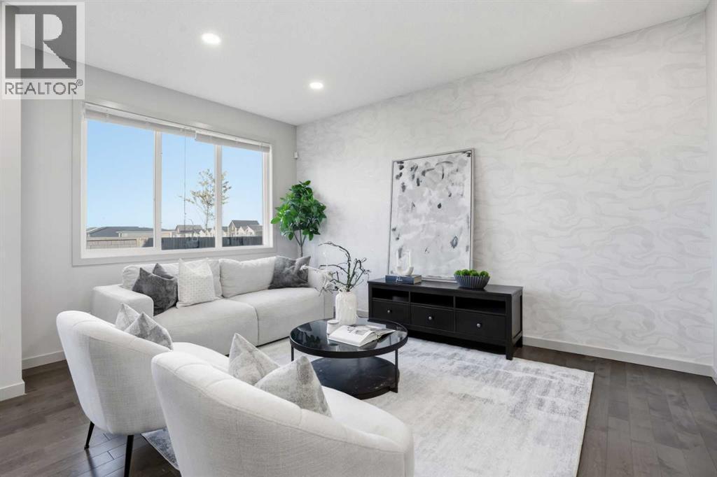 Single Family House for Sale in  Evanscrest Way NW Evanston Calgary 