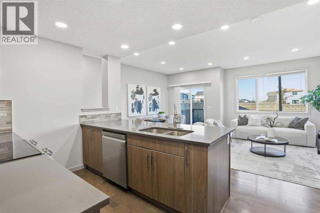 Single Family House for Sale in  Evanscrest Way NW Evanston Calgary 