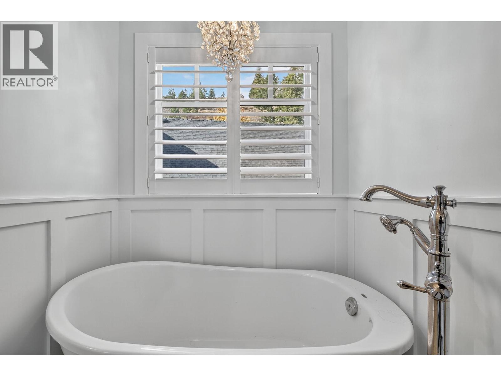 213 6732 LaPalma Loop, Kelowna