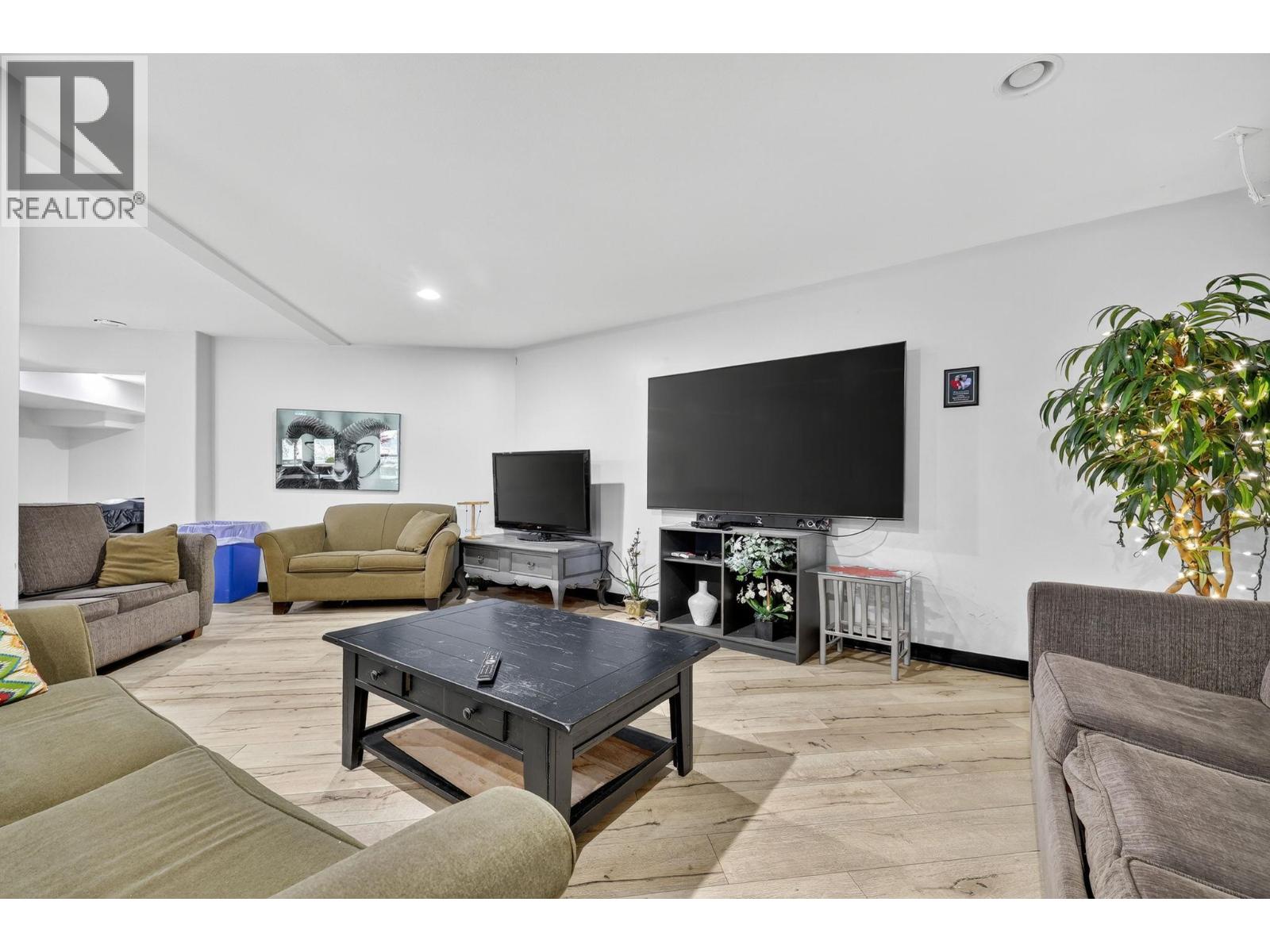 213 6732 LaPalma Loop, Kelowna