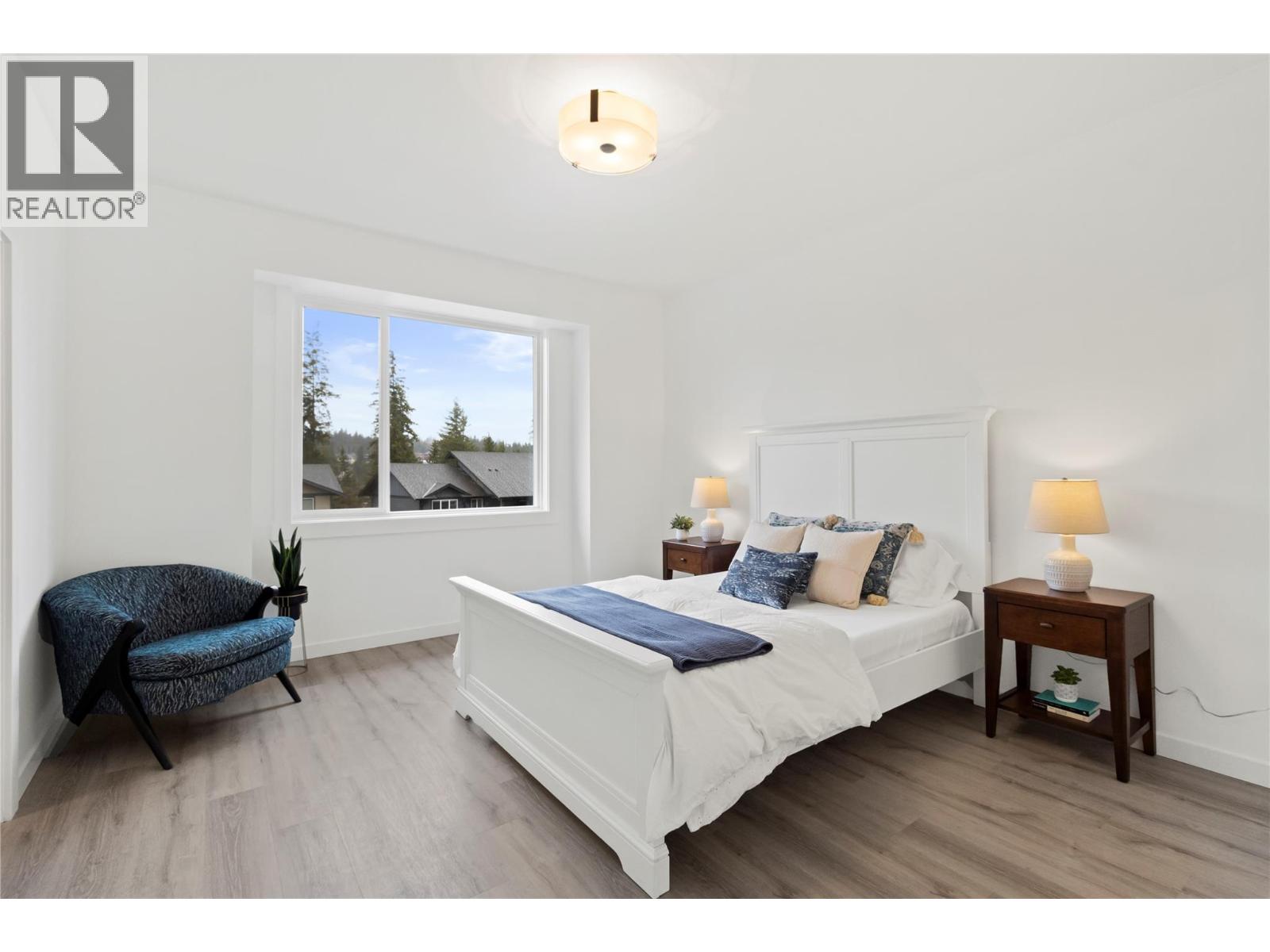  2868 Golf Course Drive, Blind Bay