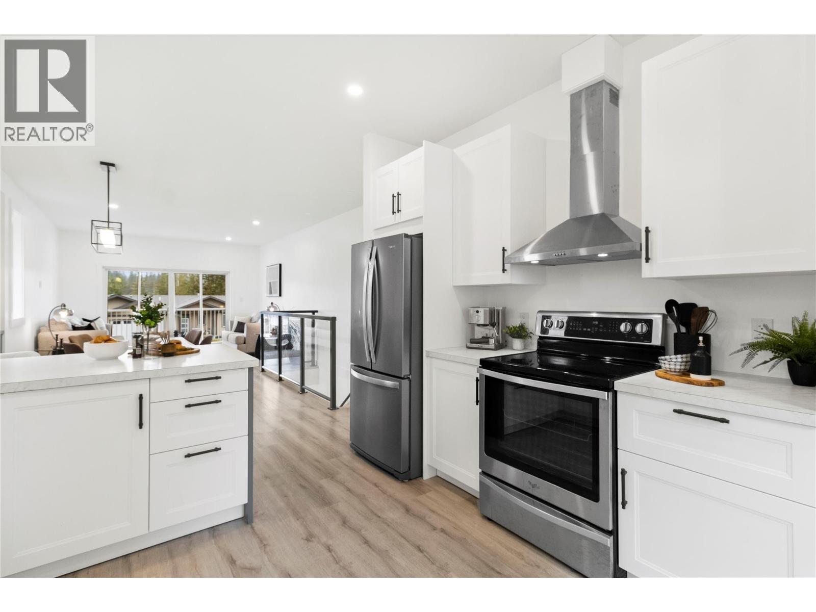  2868 Golf Course Drive, Blind Bay