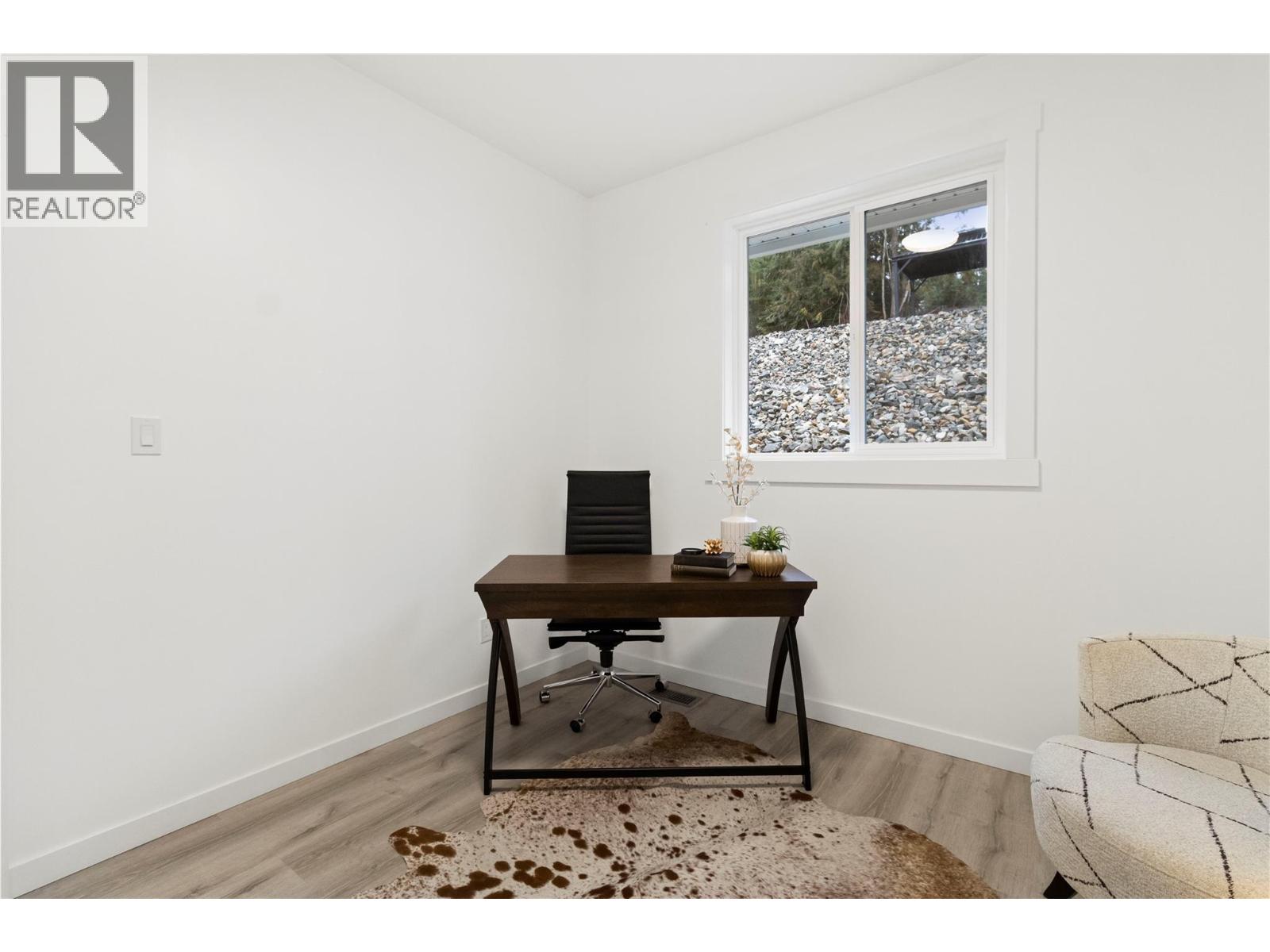  2868 Golf Course Drive, Blind Bay