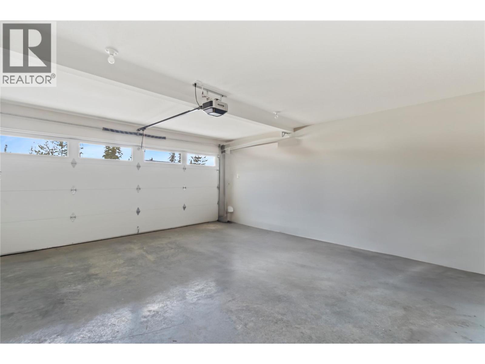  2868 Golf Course Drive, Blind Bay