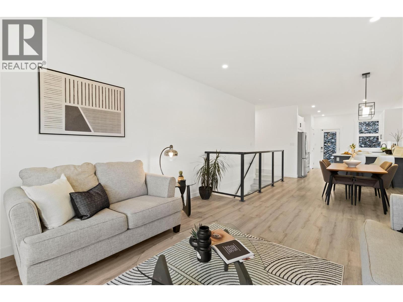  2868 Golf Course Drive, Blind Bay