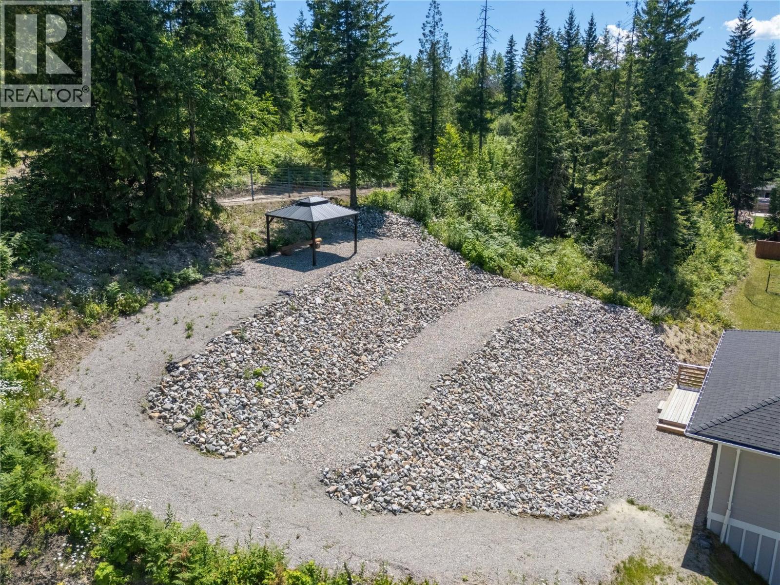  2868 Golf Course Drive, Blind Bay