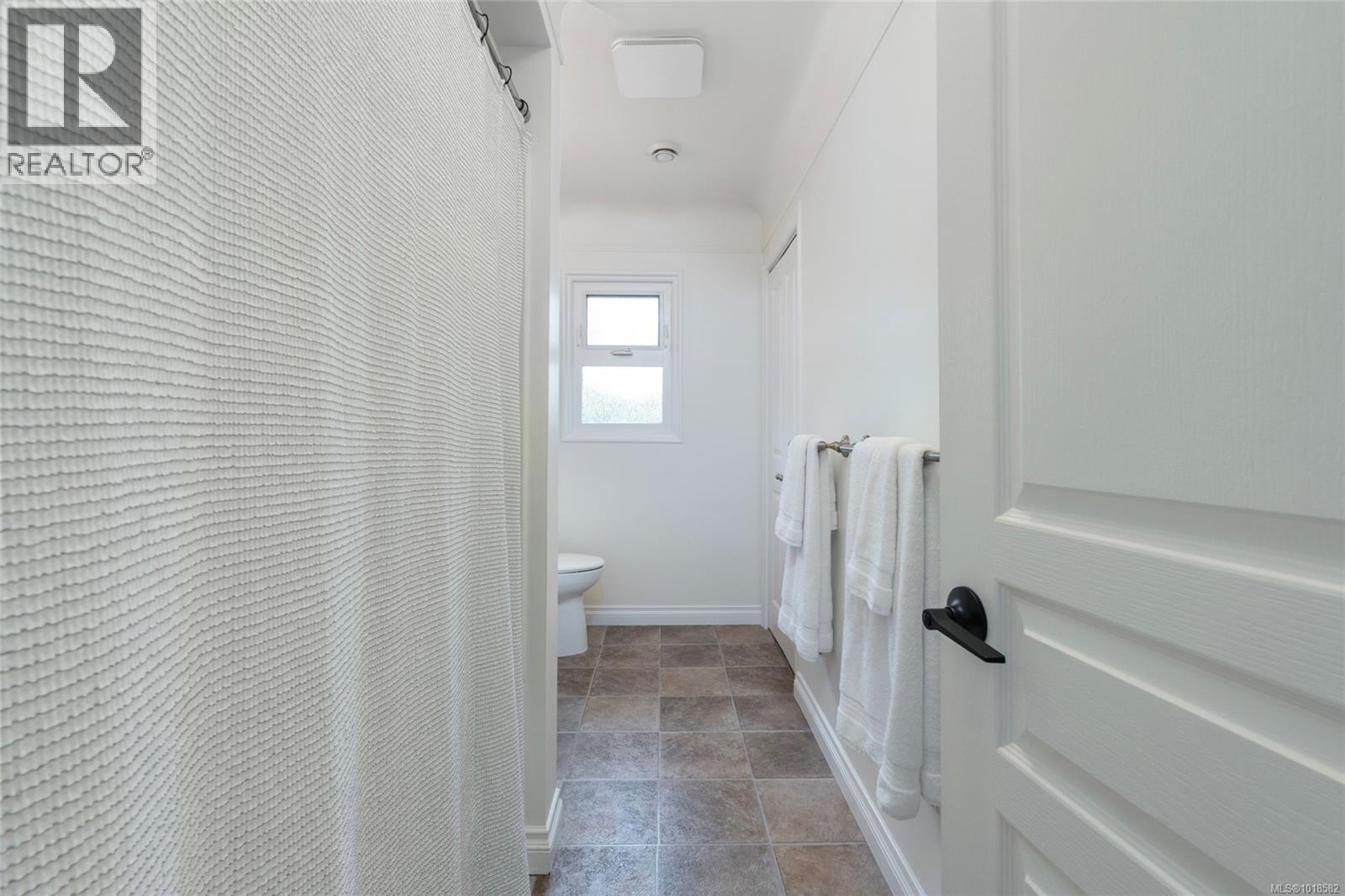 2248 Pacific Avenue, Oak Bay