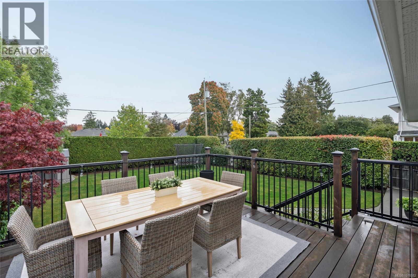 2248 Pacific Avenue, Oak Bay