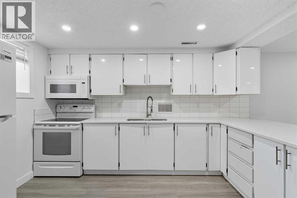 Single Family House Bungalow for Sale in  Cottonwood Crescent SE Southview Calgary 