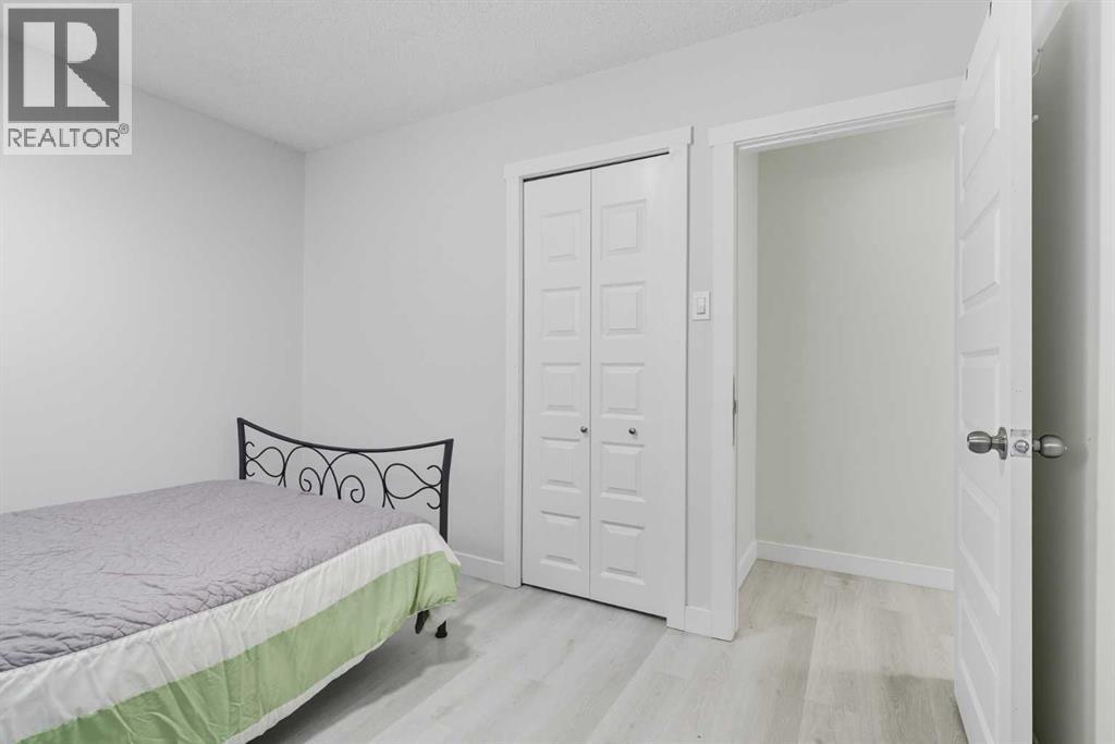 Single Family House Bungalow for Sale in  Cottonwood Crescent SE Southview Calgary 