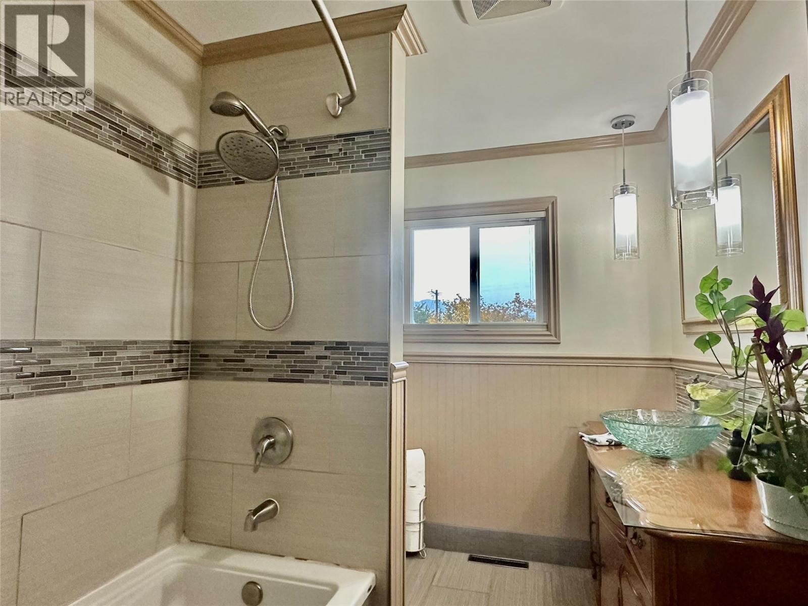  971 Dividend Court, Oliver