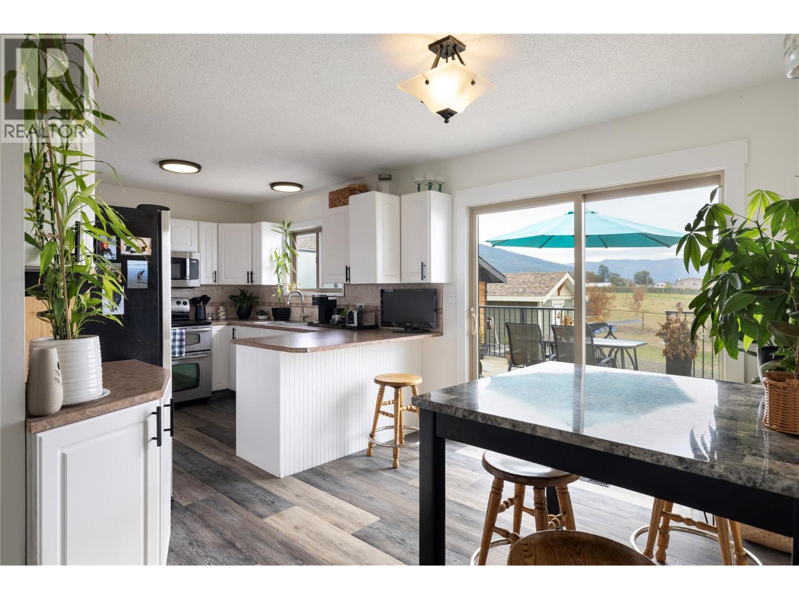  6454 Holbrook Road, Vernon